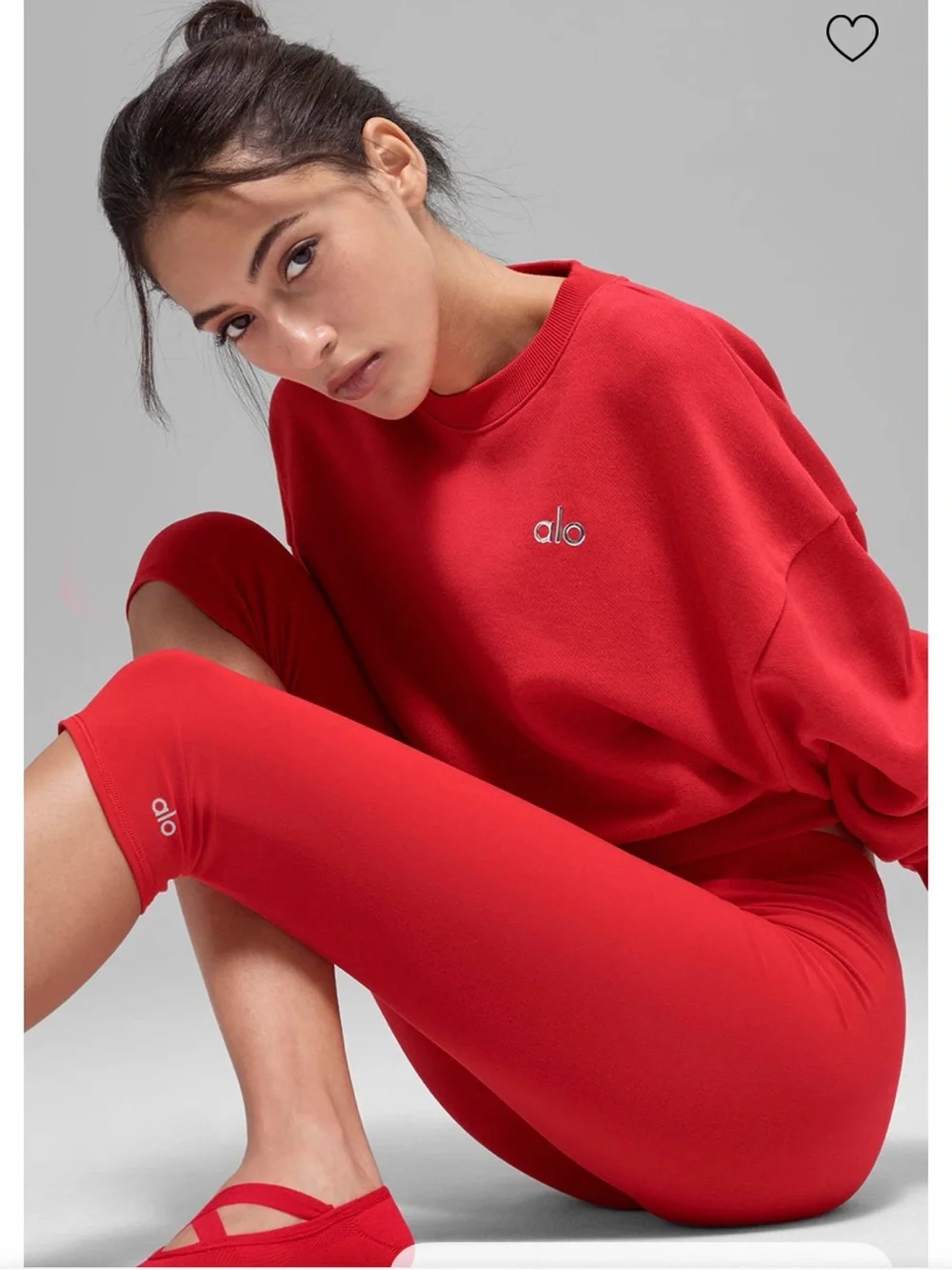 Alo Yoga Cropped Accolade Crewneck - Bright Red SZ M